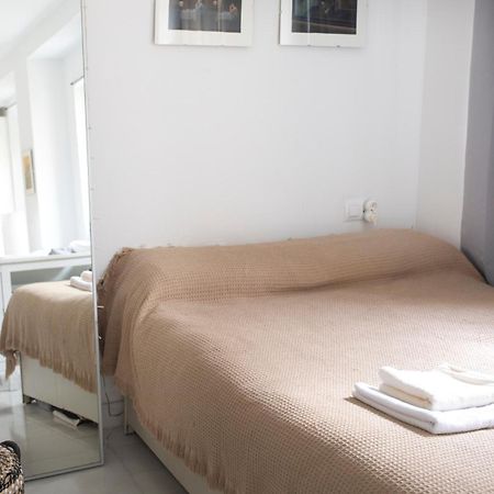 Апартаменты Atico Con Balcon En Pleno Centro Севилья Экстерьер фото